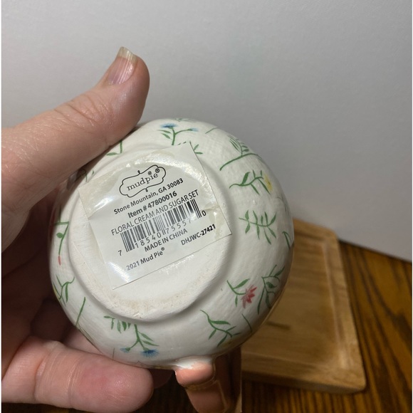 Mud Pie Floral Ceramic Sugar and Creamer set on Wood Tray NWT 2021 - Picture 12 of 12